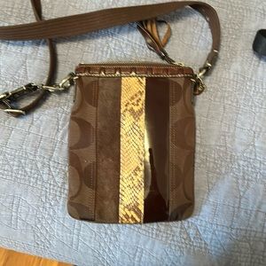 Crossbody bag